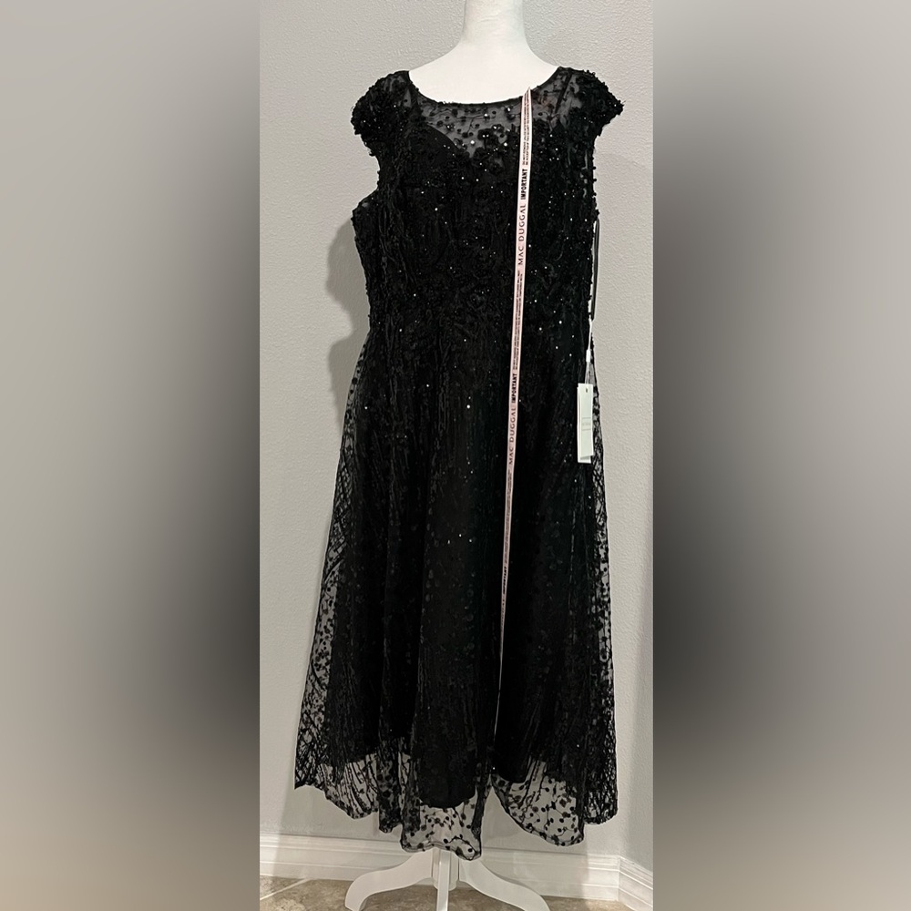 MAC DUGGAL A20398 Sequined Cap Sleeve Fit and Flare Jewel Embroidered gown Sz 14 - Picture 4 of 8
